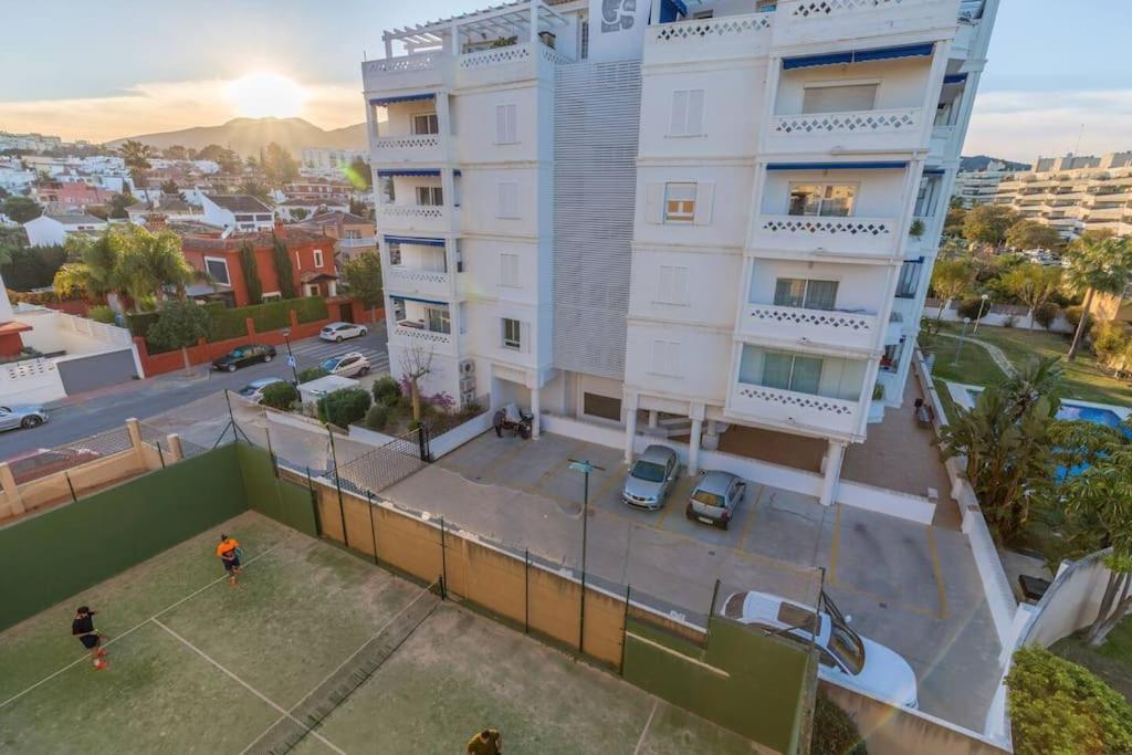 Apartamento Calma Beach Home Торремолинос Экстерьер фото